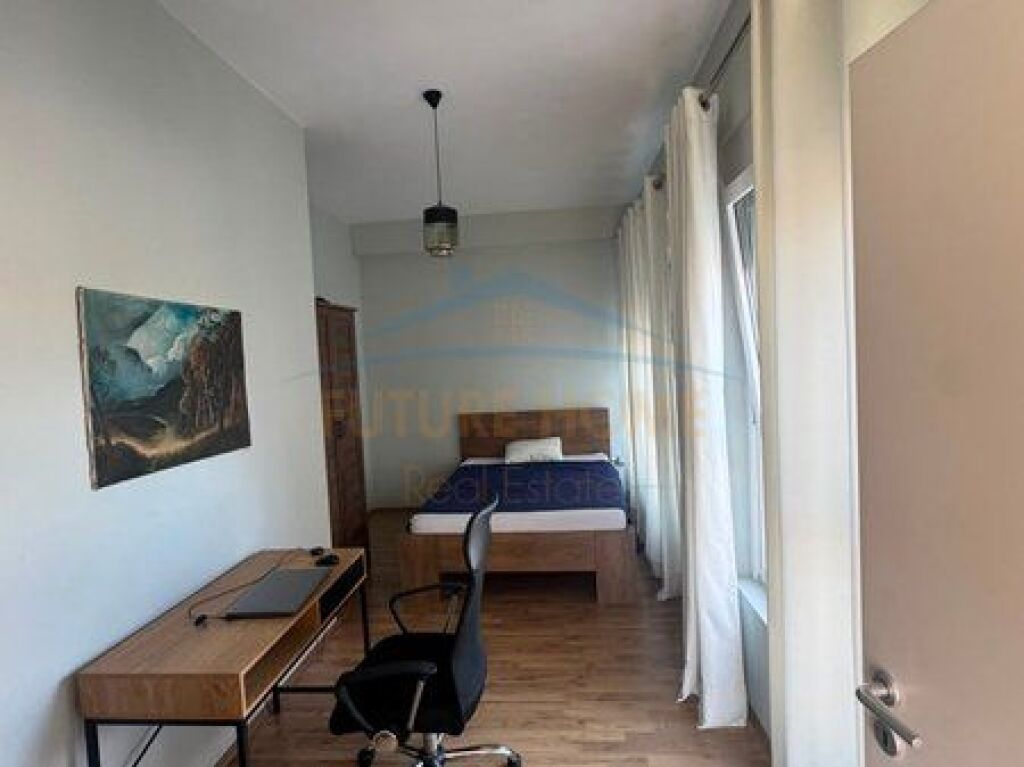 For sale, Apartment 3+1+2, Mangalem Complex, Ali Demi, Tirana