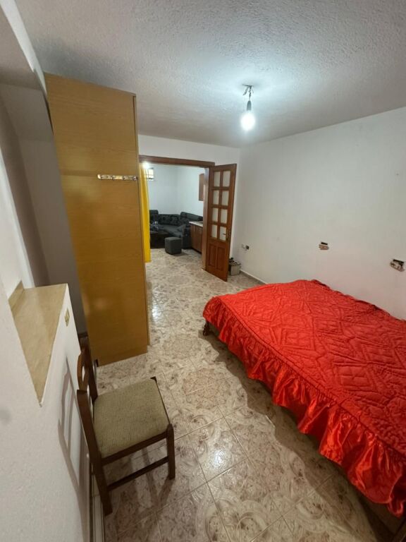 Qera | Apartament 1 + 1 | Shkolla e Bashkuar | 350 €/muaj