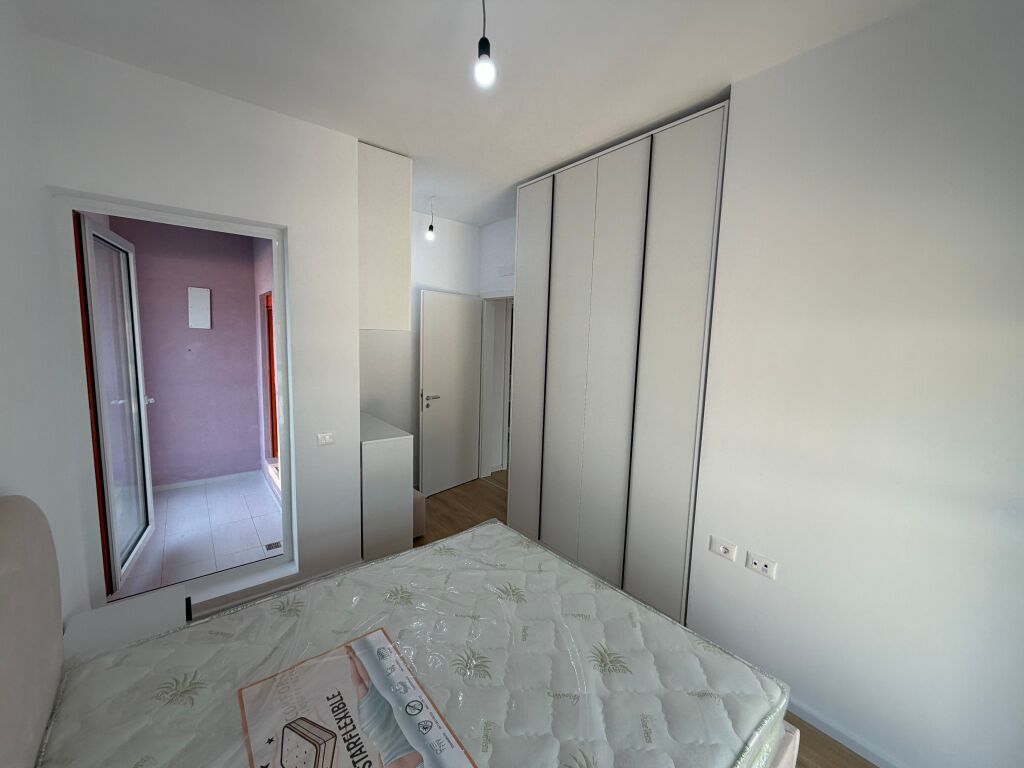 Affittasi 2+1 Ali Demi  470 mila lek