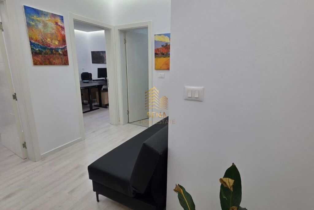 Rent, Business Premises,1+1, Ballet School, 50,000 Leke