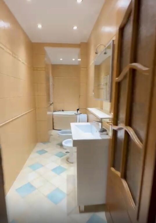 OFFICE FOR RENT 107 M2 BLOCK 90,000 LEKE FH-80814