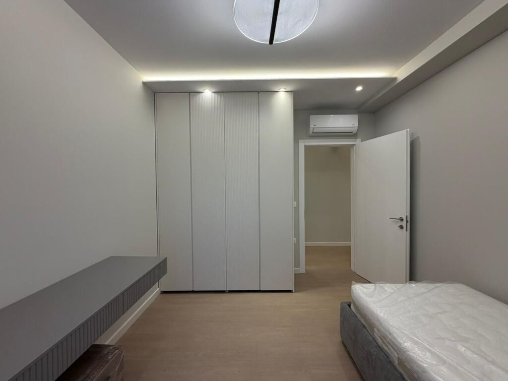 Apartament 2+1+Parking per qira tek Rruga Jordan Misja.