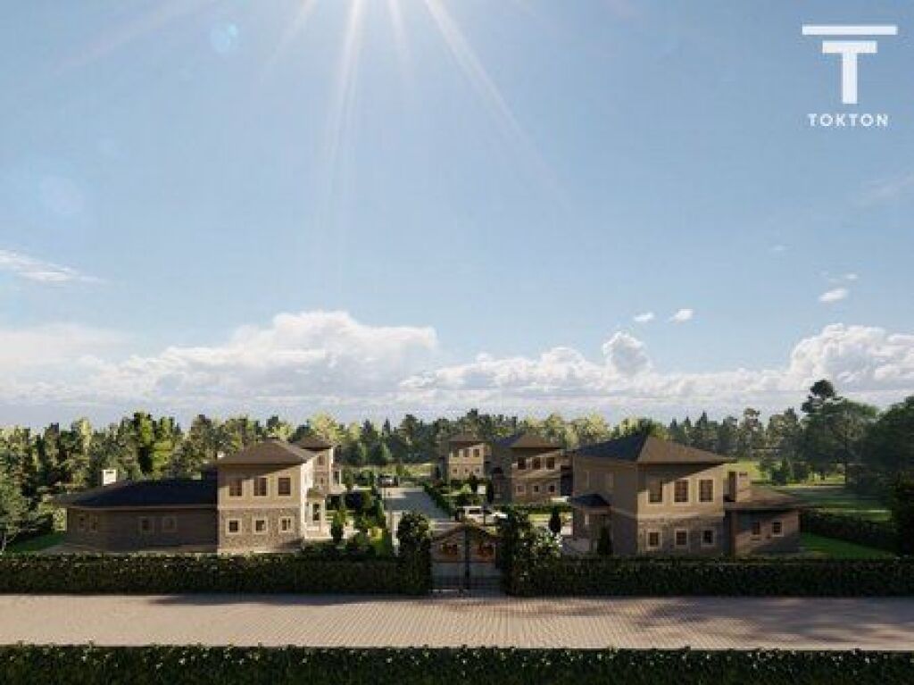 FOR SALE 2 INDIVIDUAL VILLAS WITH POOL, RIVER HILL, PETRELË