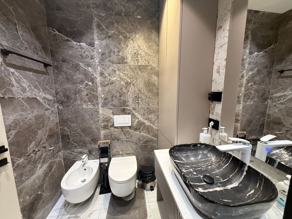 LUXURY APARTMENT 2+1+2 FOR RENT ON THE MAIN ROAD - DRY LAKE, TIRANA!