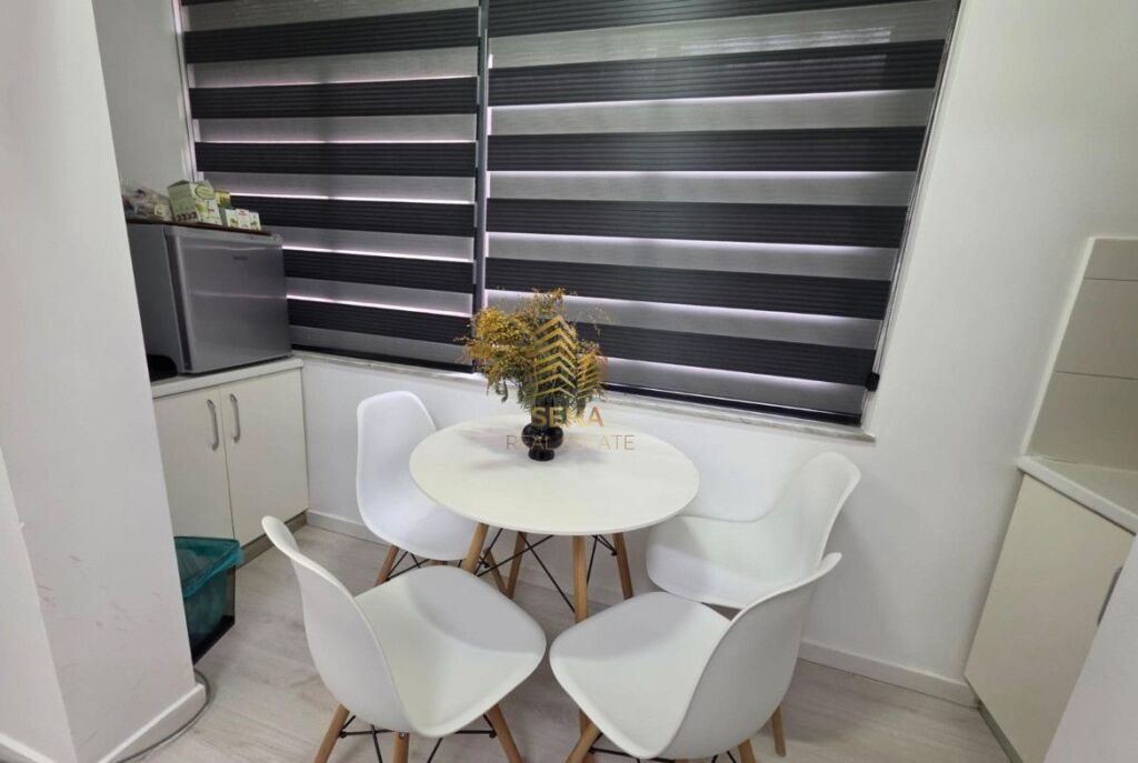 Rent, Business Premises,1+1, Ballet School, 50,000 Leke