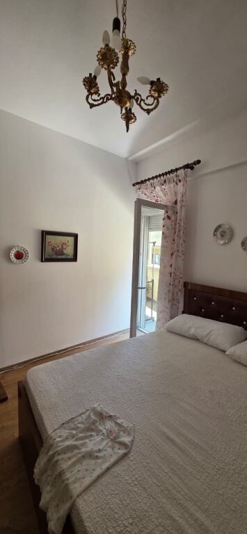 2+1 apartment for rent at Kristal Center.