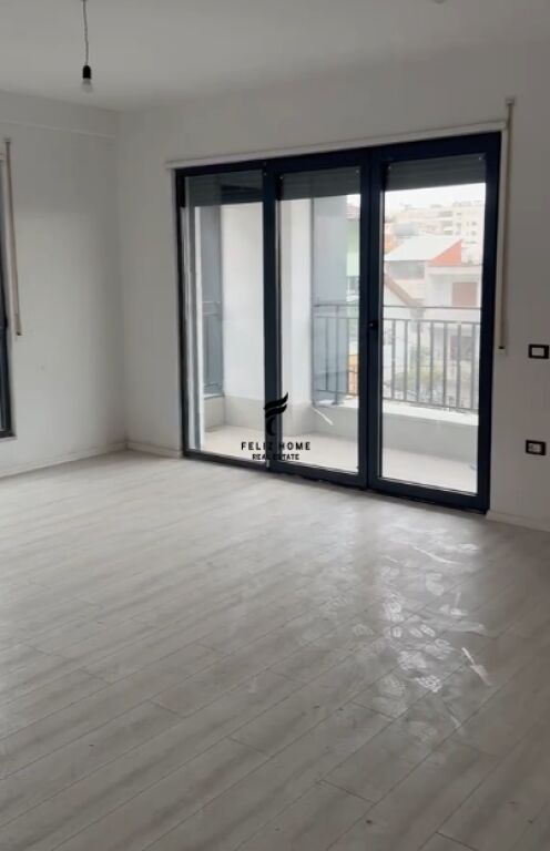 ZYRE ME QERA 126 M2 BULEVARDI RI 80.000 LEKE FH-80745