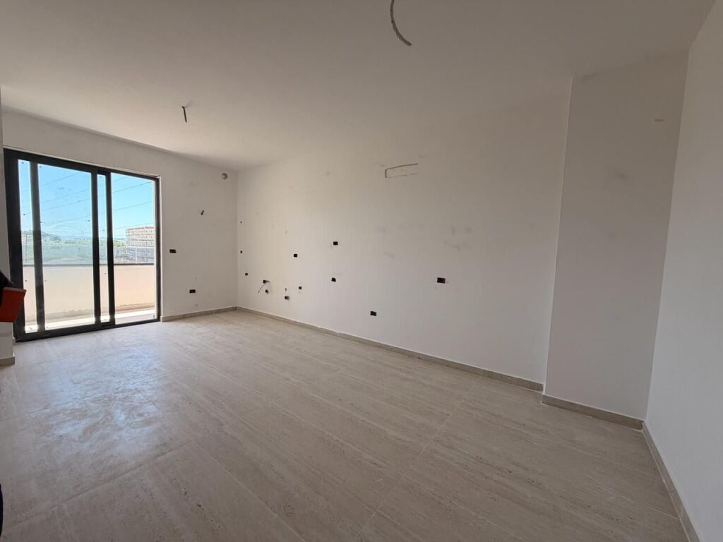 🏡 Appartamento 1+1 + Garage in Vendita a Golem