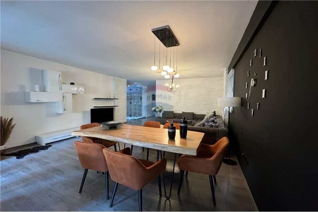 Condo/Apartment - For Rent/Lease - Komuna e Parisit, Tiranë