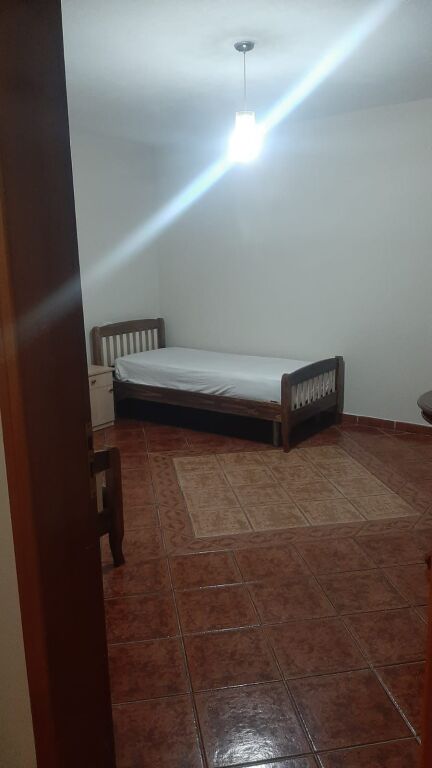 APARTAMENT ME QERA - Rruga Elbasanit - 550 Euro