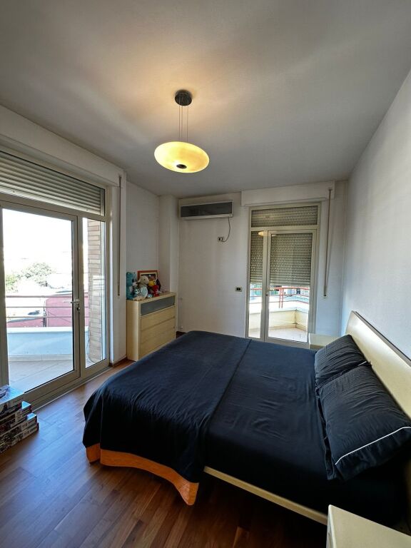 Apartament 2+1 per shitje te Tregu Elektrik !