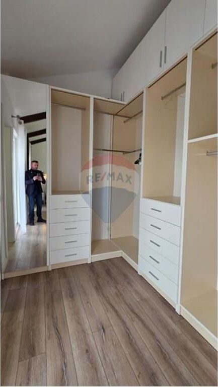 Apartament - Për Qira - Secret Garden Rezidencë, Tiranë