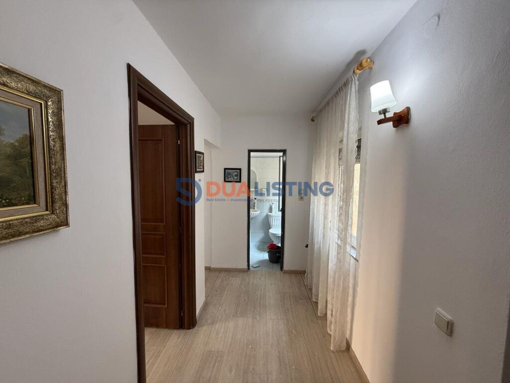 Shesim Apartament 2+1+2 Blv Zhan Dark Brryli