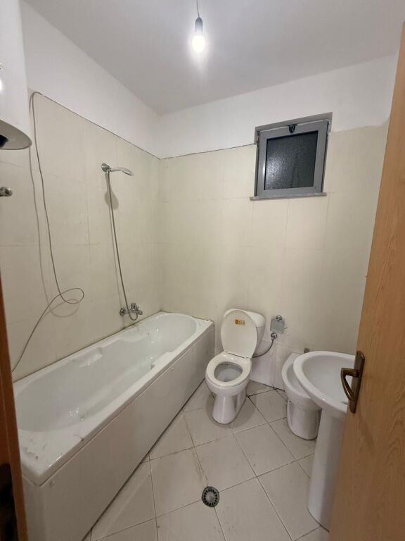 🏡 Apartment 2+1+2 with garage for rent in Astir