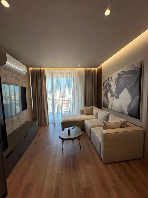 Jepet me qira apartament 2+1