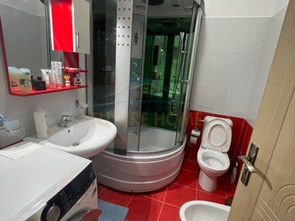 For sale, apartment 2+1+2, Zogu i Zi, Tirana.