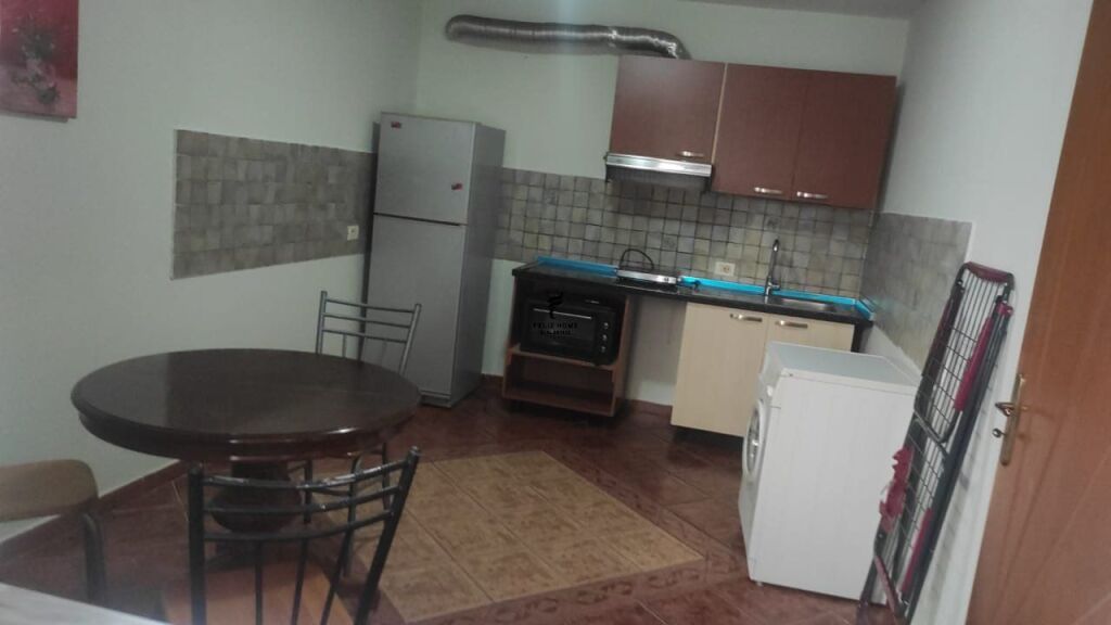 APPARTAMENTO IN AFFITTO 2+1 VIA ELBASAN 55.000 LEKE  FH-80908