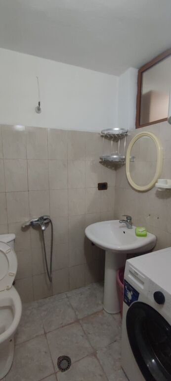 Garsoniere me qera tek Shkolla e Baletit