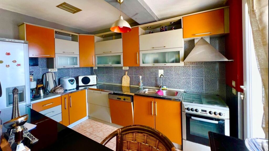 Duplex Apartment 4+1+2 at Kodra e Diellit for sale!

