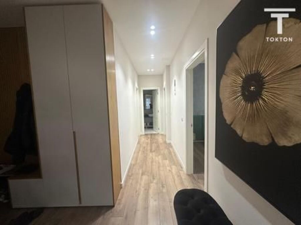 SHITET, APARTAMENT 3+1+2, RRUGA E KOSOVARËVE, TIRANË