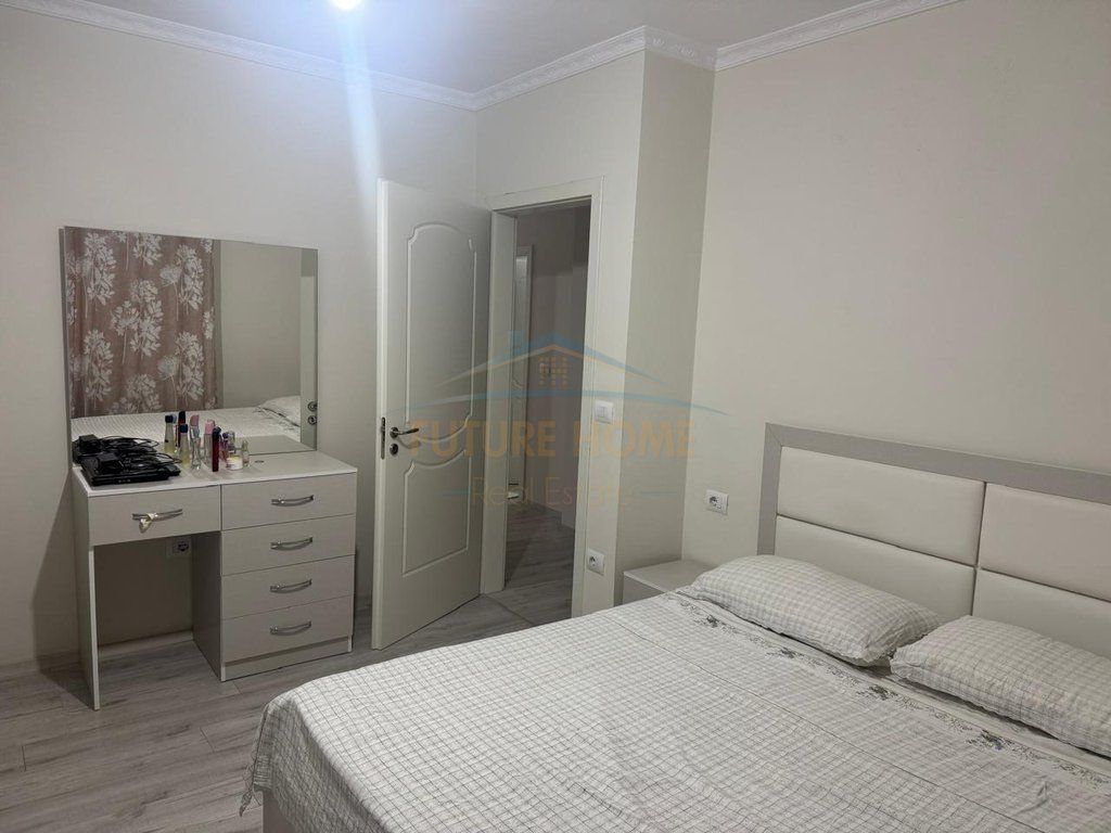 Affitto, Appartamento 3+1+2, Via Thesari, Fresk