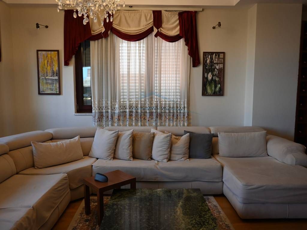PENTHOUSE 3+1+3+VERANDAS+TERRACE+STORAGE+PARKING for sale in the Kodra e Diellit area