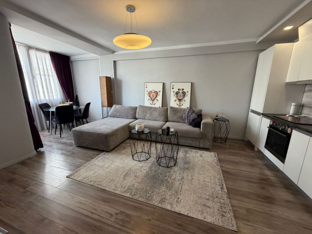 Apartament 1+1 per shitje, ne Bllok !