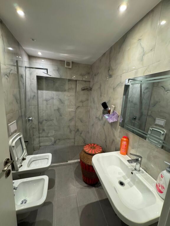 For rent 2+1+1 At the Train Station 700 thousand lek