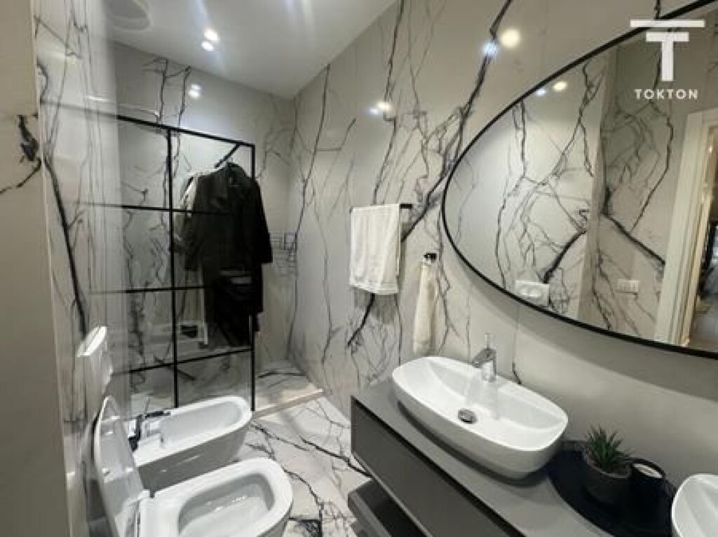 SHITET, APARTAMENT 3+1+2, RRUGA E KOSOVARËVE, TIRANË