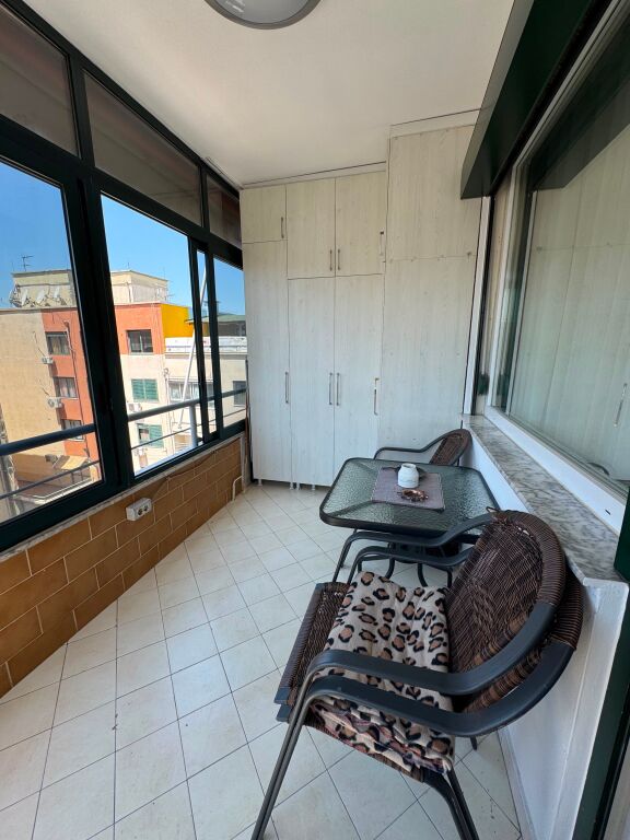 Apartament 2+1, 95 m2, pallat i ri, te 21 Dhjetori (tek supermarket Joena).