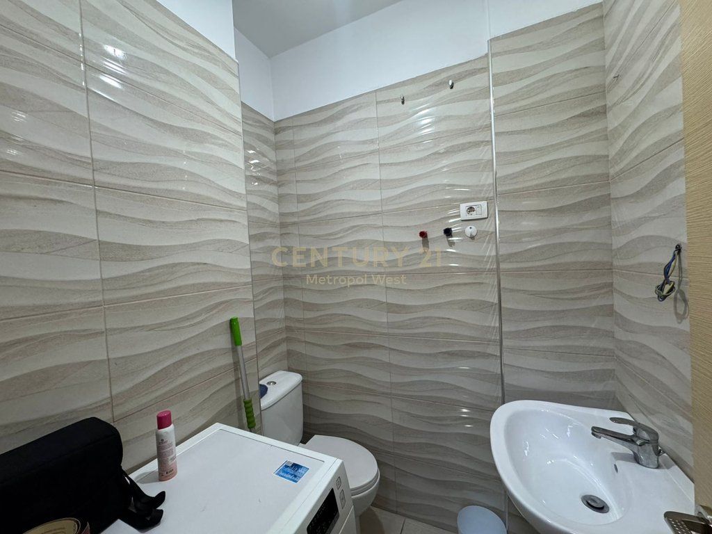 Ristorante Durazzo, appartamento 2+1+2 in affitto 600 € /Mese