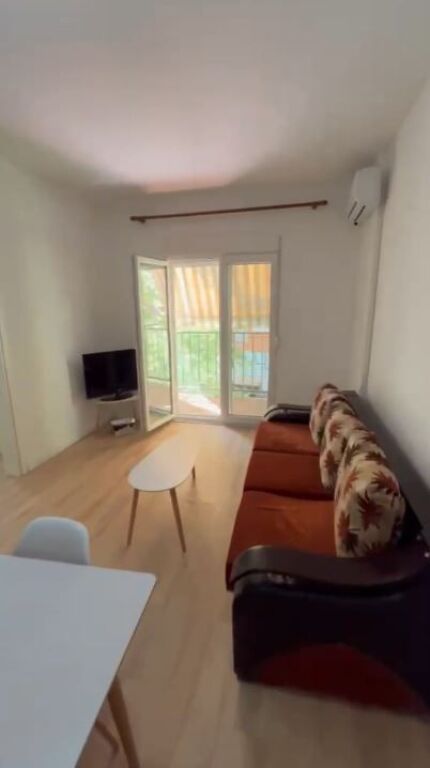 🏡 Affittasi appartamento 2+1 a 5 Maji presso Concord Center, 550 mila lek