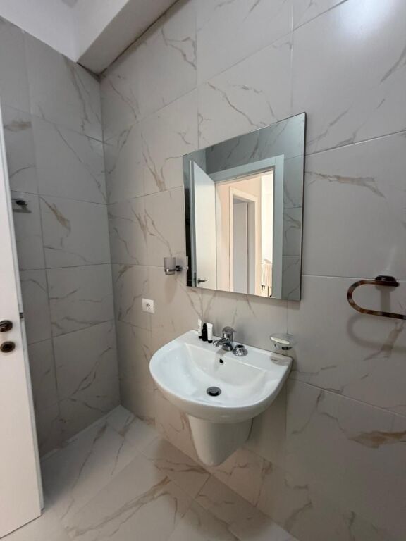 🏡 Appartamento 1+1 in Affitto a Golden Park