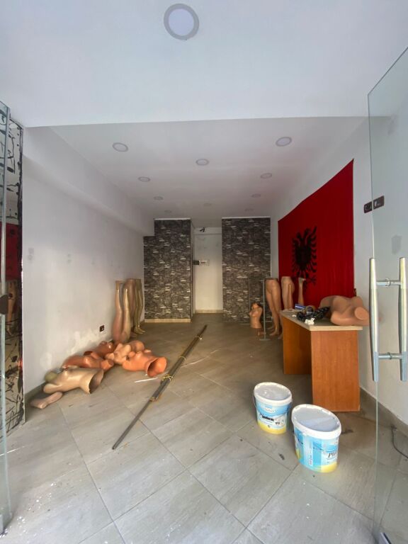 FOR RENT: Business Premises in Durrës!