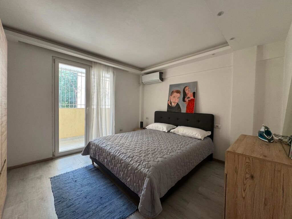 For rent 2+1+1 At the Train Station 700 thousand lek