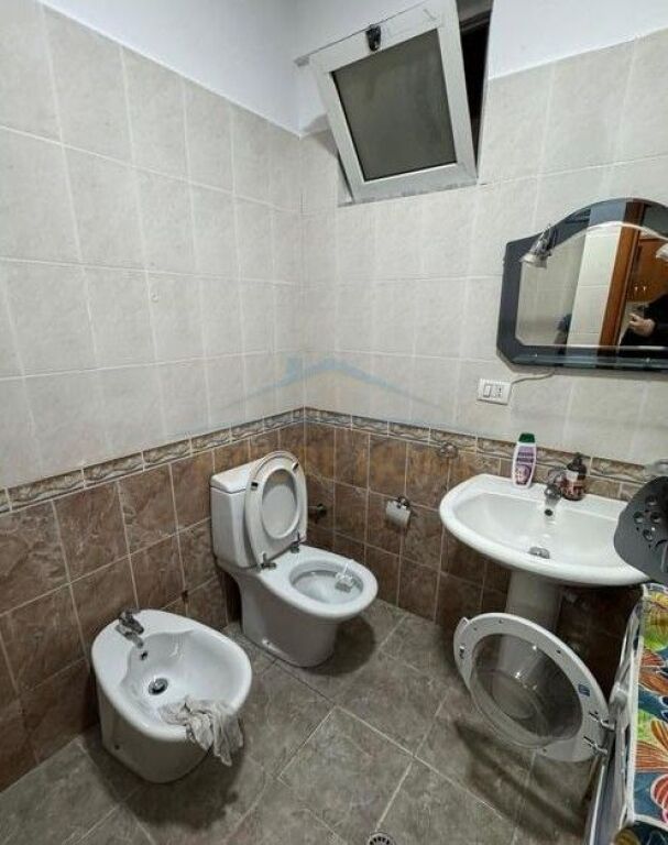 In vendita, Appartamento 1+1, Astir, Tirana.