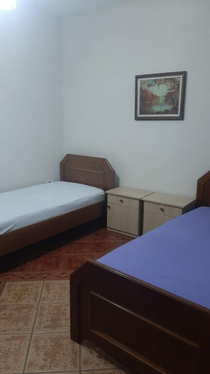 Qera | Vilë 2 + 1 | Rruga e Elbasanit | 550 €/muaj
