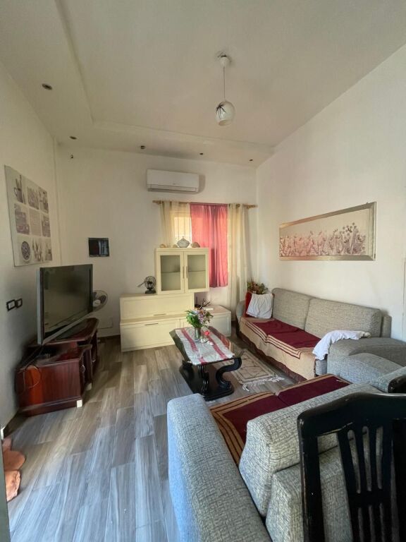 Private house 2+1, former Durres canteen!