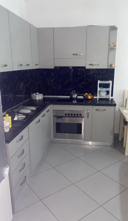 Apartment for rent 1+1- 📍Faculty of Medicine, Njazi Meka street- 450 thousand lek