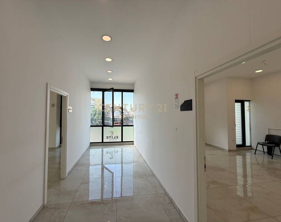 Commercial Unit for Rent at Pharmacy 10