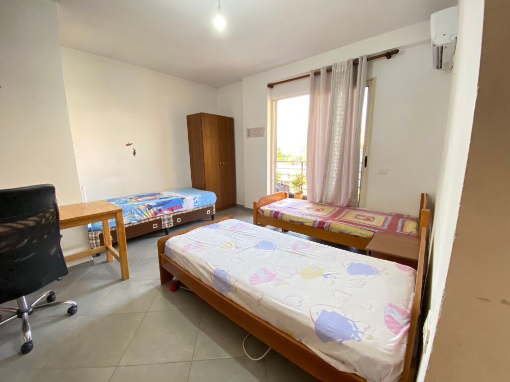Appartamento 2+1 in affitto a Shkozë – 110 m² – 38.000 Lek/mese .