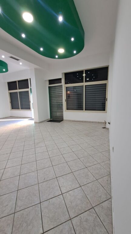 🏢✨ Jepet me Qira Ambient Biznesi pranë Kompleksit Square 21 | 60 m² | Kati 0 ✨