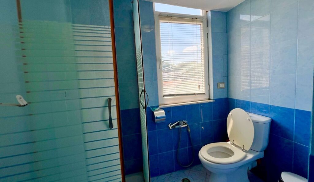 OKAZION!!Shitet Duplex 4+1+2 Te Kodra e Diellit nr1/ Prane fondacionit Eleonore.
