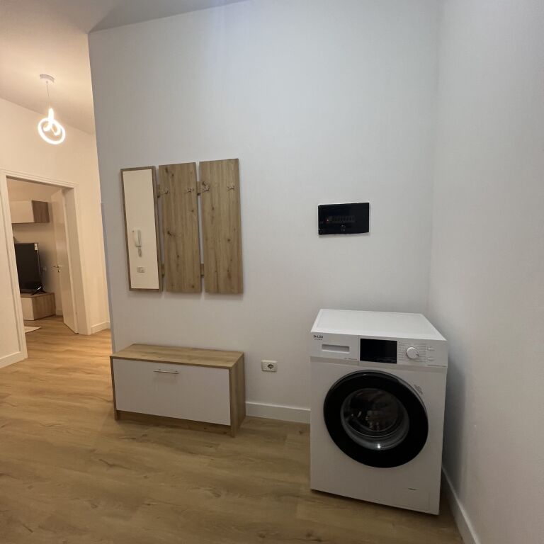 Appartamento 1+1 in Affitto Rr Kavajes 70.000all/mese