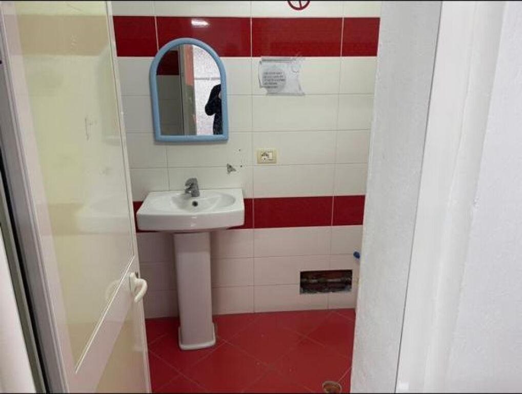 Ambient biznesi me qira !