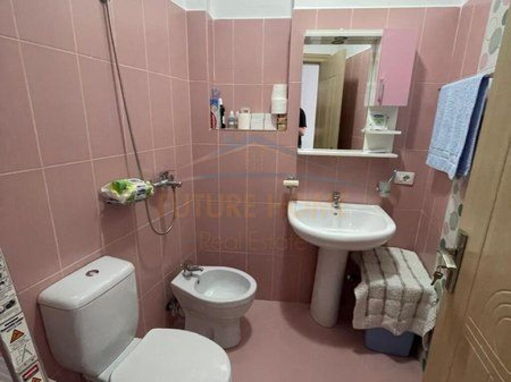 For sale, apartment 2+1+2, Zogu i Zi, Tirana.
