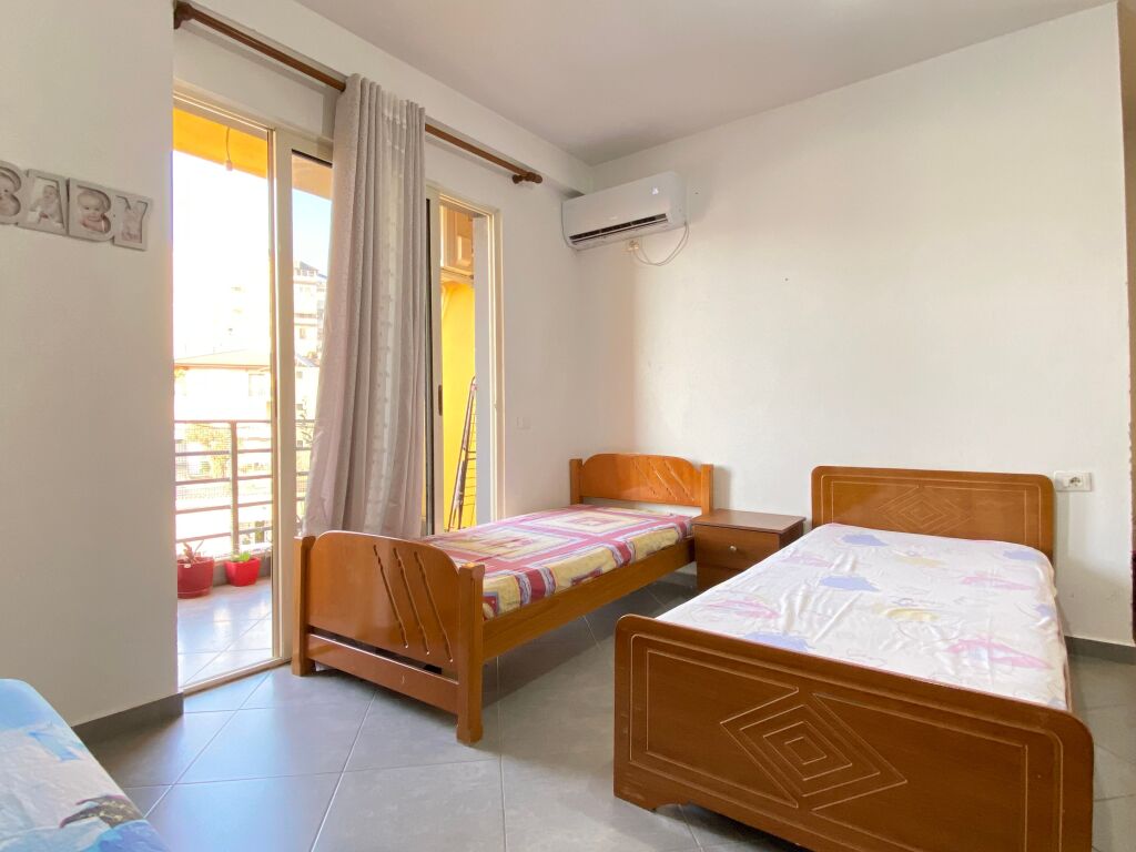 Appartamento 2+1 in affitto a Shkozë – 110 m² – 38.000 Lek/mese .