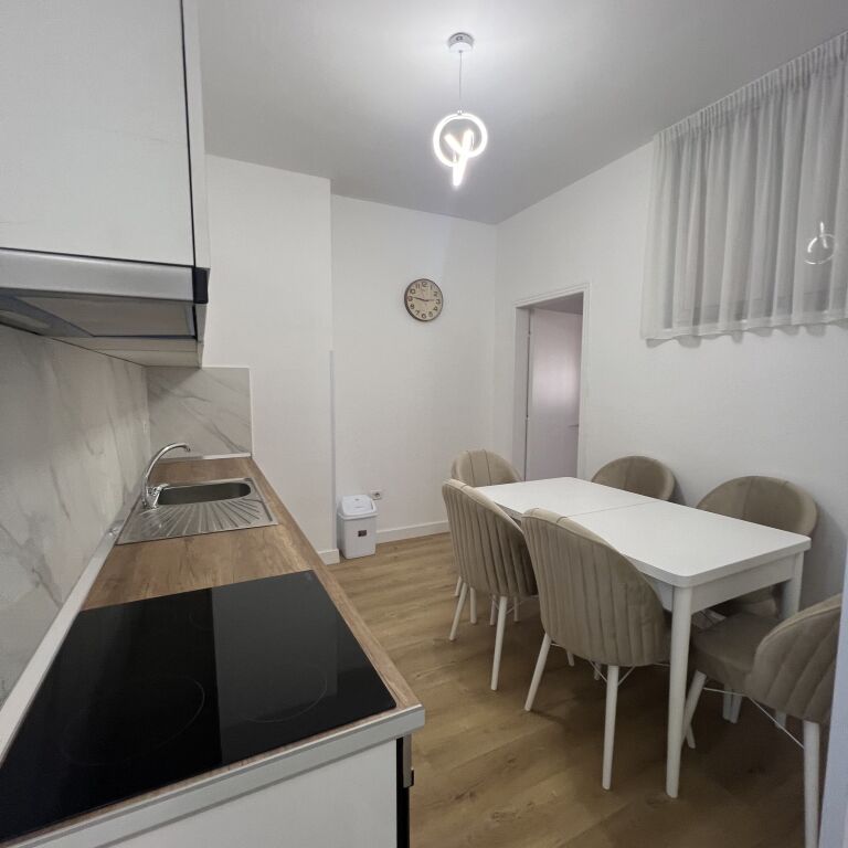 Appartamento 1+1 in Affitto Rr Kavajes 70.000all/mese