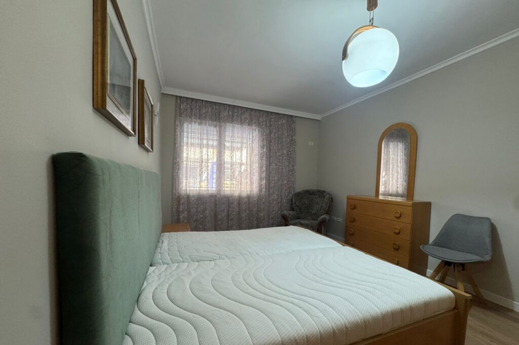 Qera | Apartament 2 + 1 | Blloku | 800 €/muaj