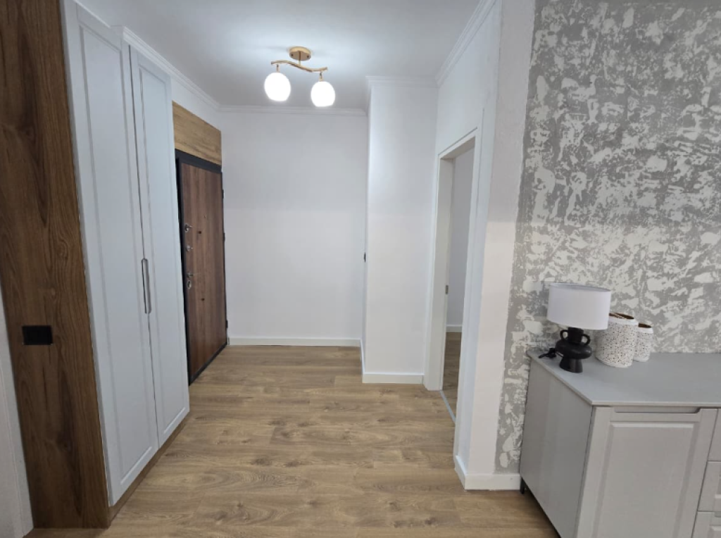 Shitet Apartament 1+1 – Rruga Sokrat Miho, Astir